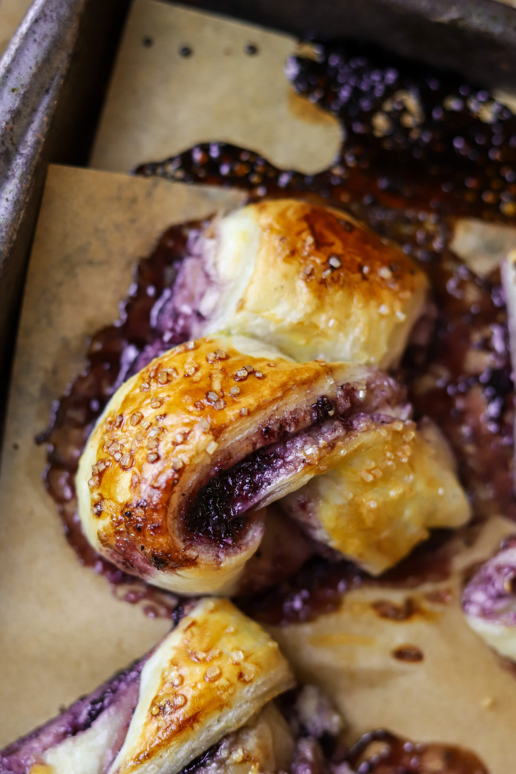 Blueberry Cream Cheese Puffy Pastry Knots