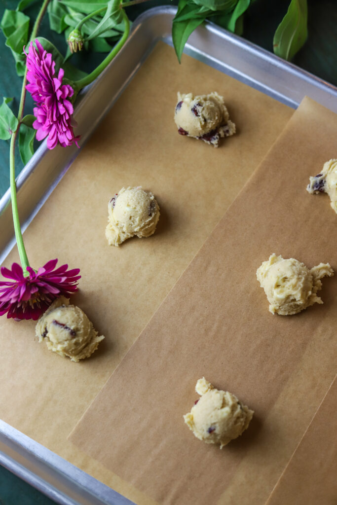 These white chocolate cranberry cookies are so perfect and delicious. These are made just like a traditional chocolate chip cookie, but they are full of white chocolate chips and dried cranberries. These are so chewy and delicious and perfect for any occasion.